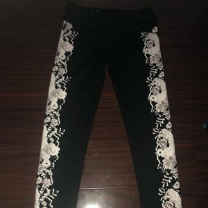Flower leggings